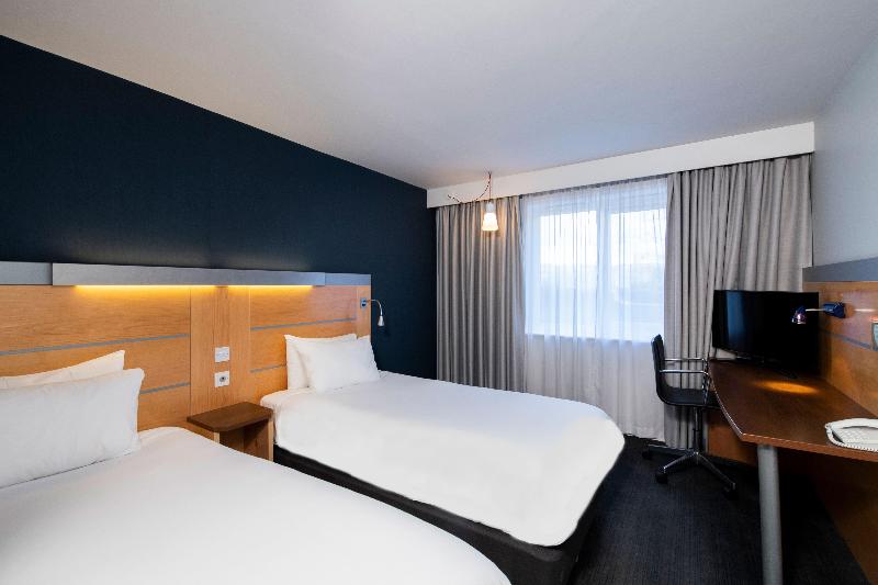 Номер Стандарт Адаптированный для Инвалидов, Holiday Inn Express Warwick   Stratford Upon Avon, An Ihg
