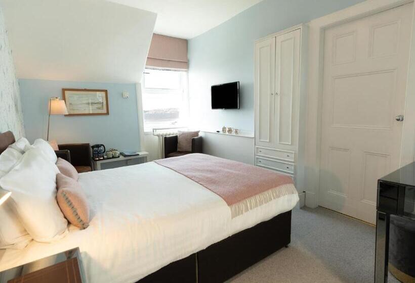 اتاق عادی, Loch Melfort