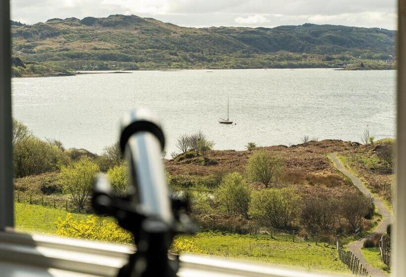سوییت جونیور با چشمانداز دریا, Loch Melfort