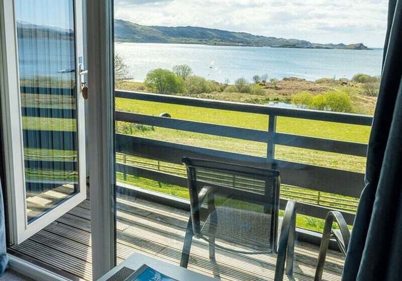 اتاق کلاسیک, Loch Melfort