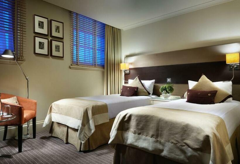 غرفة قياسية, London Bridge