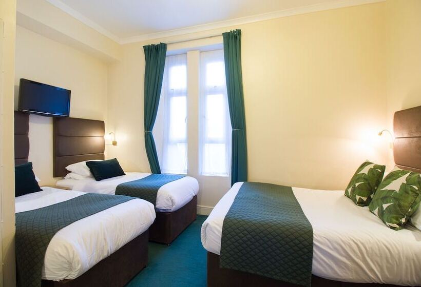 غرفة عائلية, London Town