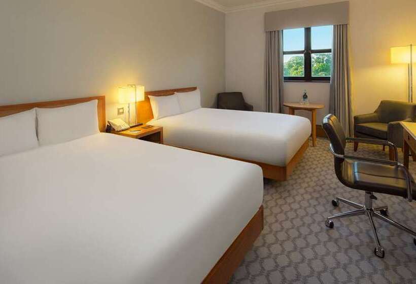 ダブルベッドスタンダードルーム, Hilton Puckrup Hall Hotel & Golf Club, Tewkesbury