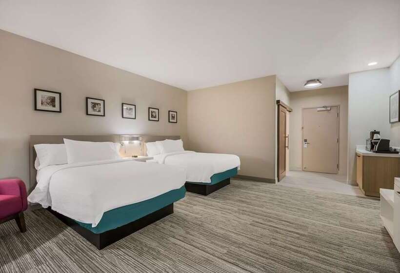 ダブルベッドスタンダードルーム, Hilton Puckrup Hall Hotel & Golf Club, Tewkesbury