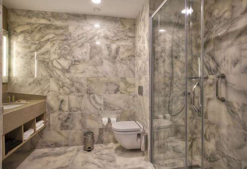 ファミリールーム, Hilton Puckrup Hall Hotel & Golf Club, Tewkesbury