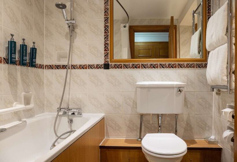 ダブルベッドスタンダードルーム, Hilton Puckrup Hall Hotel & Golf Club, Tewkesbury