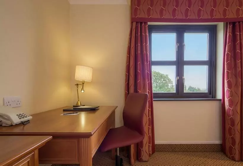 ダブルベッドスタンダードルーム, Hilton Puckrup Hall Hotel & Golf Club, Tewkesbury