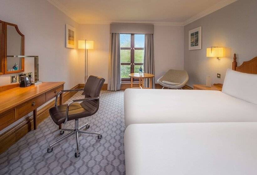ファミリールーム, Hilton Puckrup Hall Hotel & Golf Club, Tewkesbury