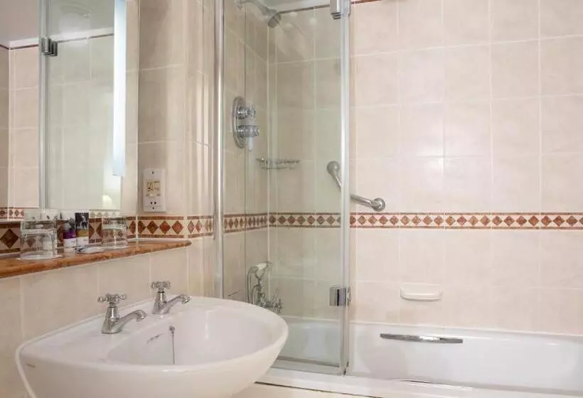 Executive-huone, Mercure Winchester Wessex
