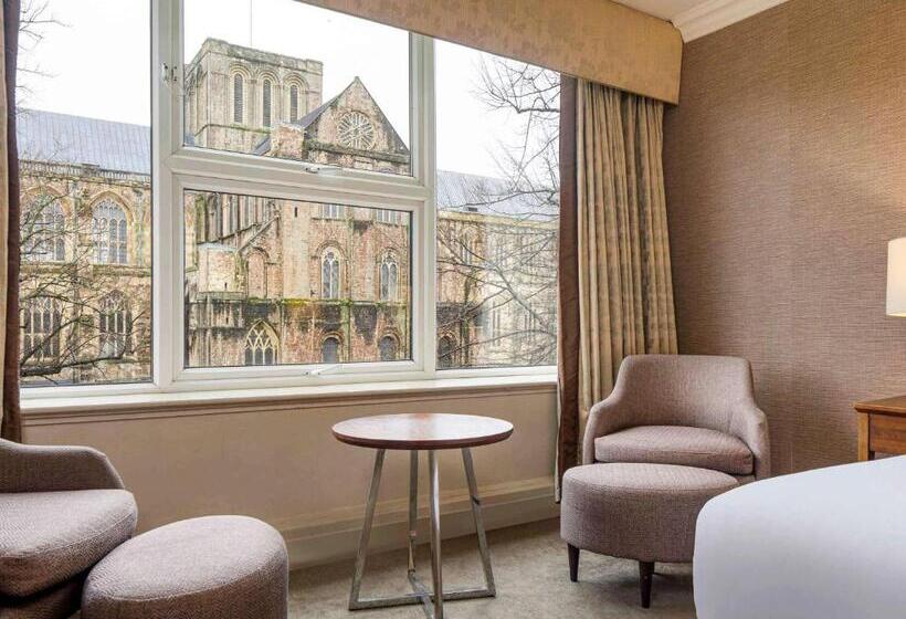 エクゼクティブルーム, Mercure Winchester Wessex