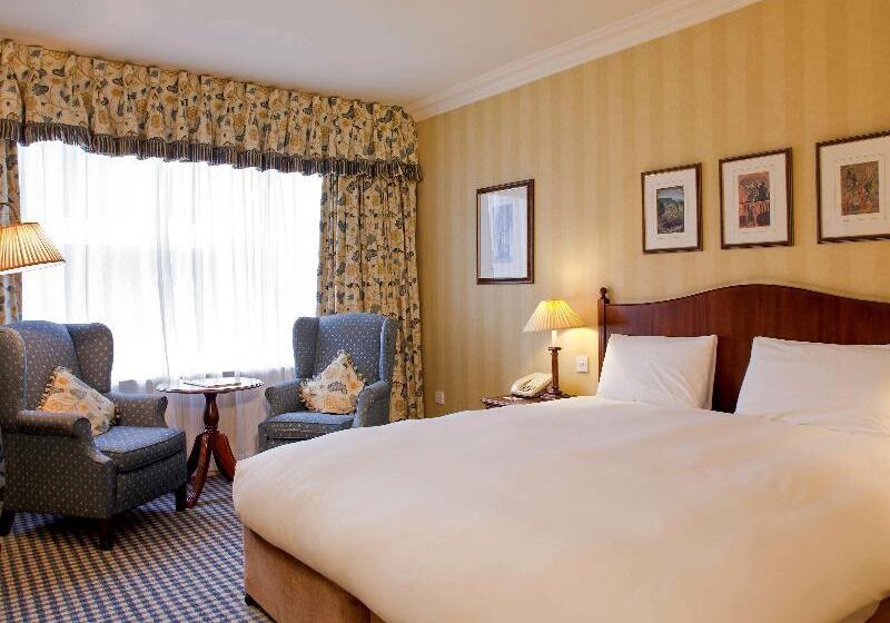 Номер Стандарт, Mercure Winchester Wessex