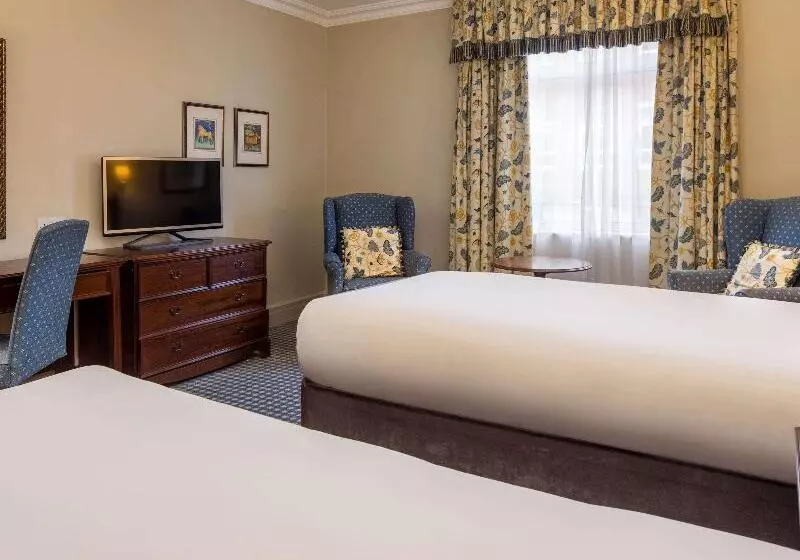 Standard-huone, Mercure Winchester Wessex