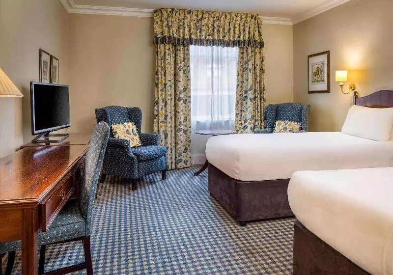 Standard-huone, Mercure Winchester Wessex