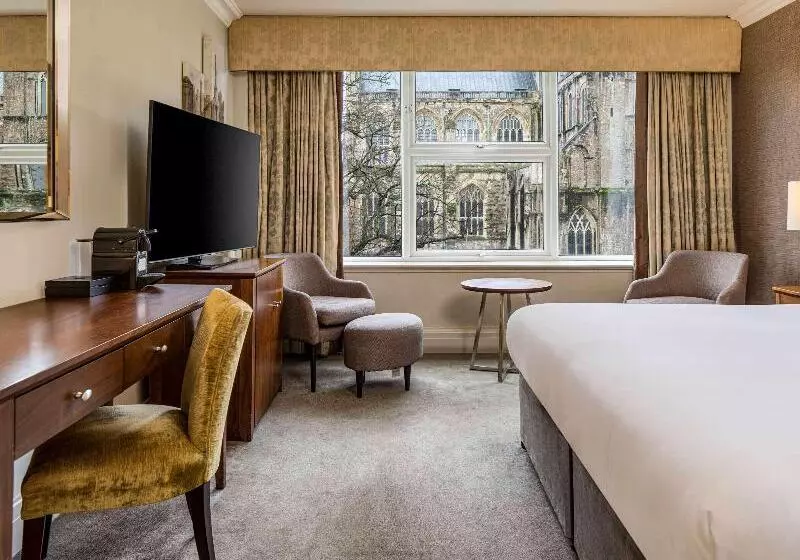 Standard-huone, Mercure Winchester Wessex
