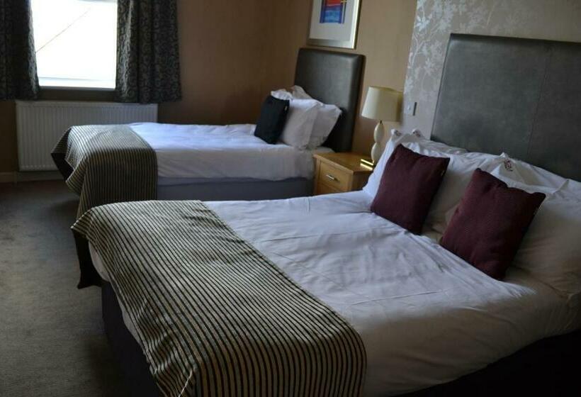 三人经典房间, Muthu Westcliff