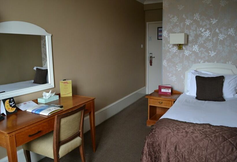 标准单人间, Muthu Westcliff