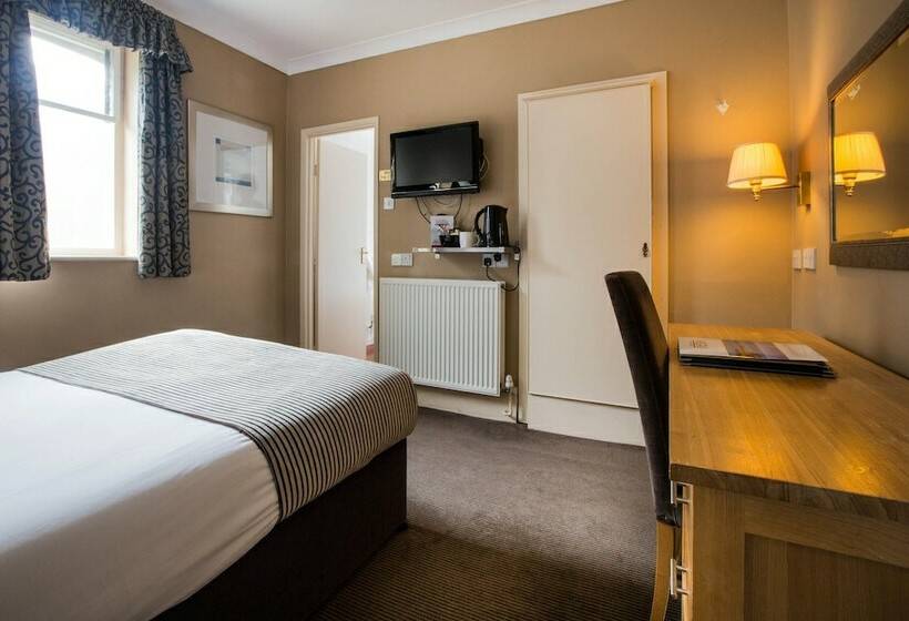 Eenvoudige Kamer, Muthu Westcliff