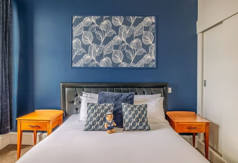 基本间, Muthu Westcliff