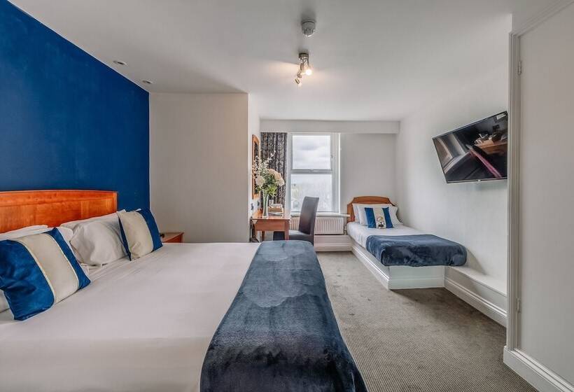 三人经典房间, Muthu Westcliff