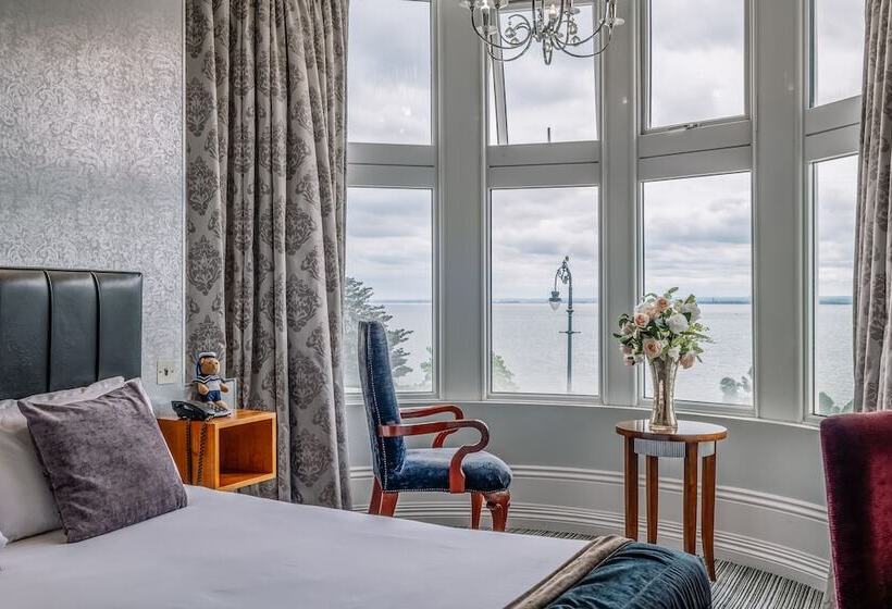 行政房间, Muthu Westcliff