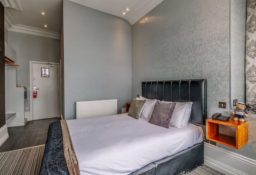 行政房间, Muthu Westcliff