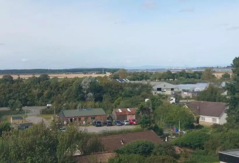 Classic Værelse, Ramnee