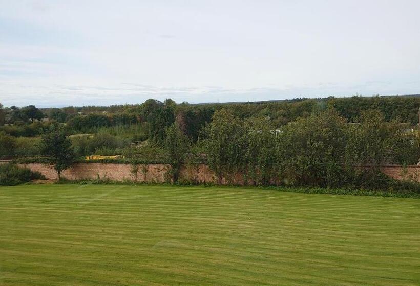 Family Suite, Ramnee