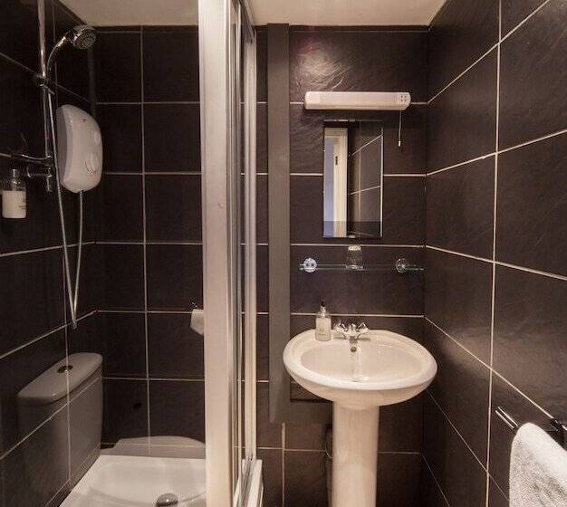 스탠다드 싱글 룸, The Rodney