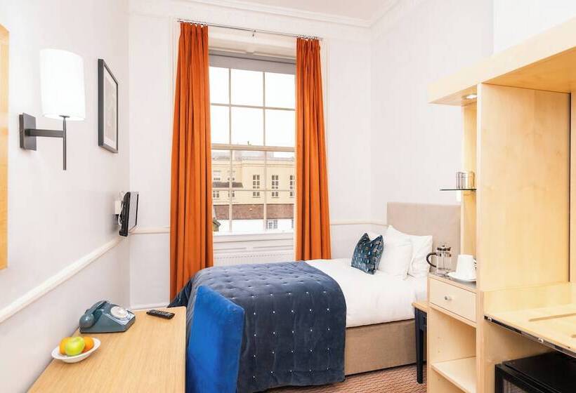 스탠다드 싱글 룸, The Rodney