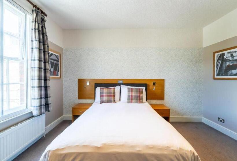 חדר סטנדרט, The Red Lion