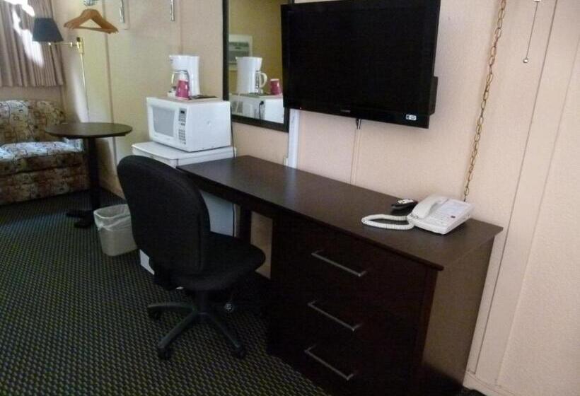 غرفه قياسيه سريرين مزدوجين, Country Squire Motel