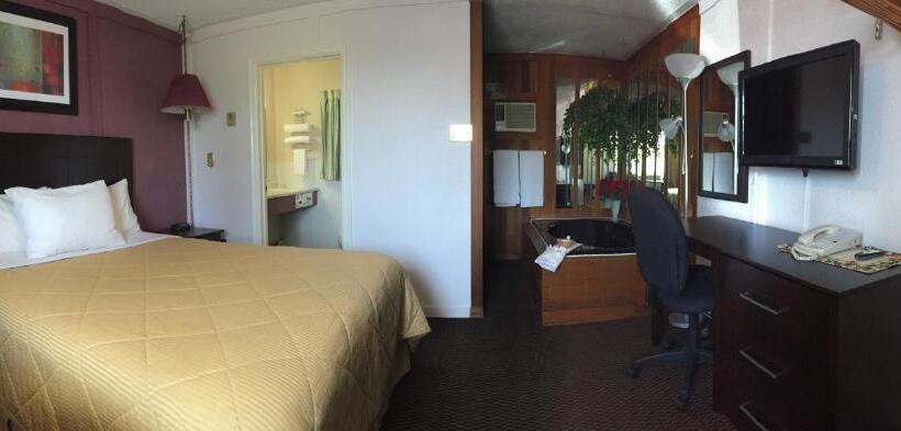 جناح مزود بجاكوزى, Country Squire Motel