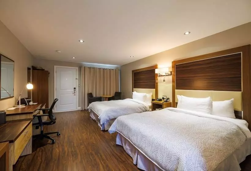 2ダブルベッドのスタンダードルーム, Auberge De La Pointe