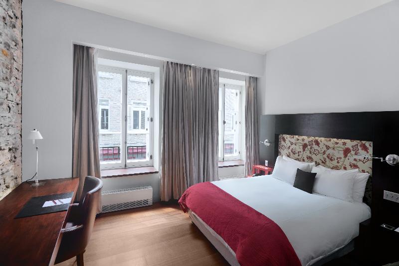 اتاق راحتی, Auberge Saintantoine