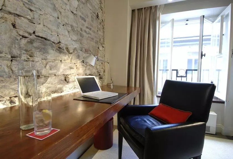 コンフォートルーム, Auberge Saintantoine