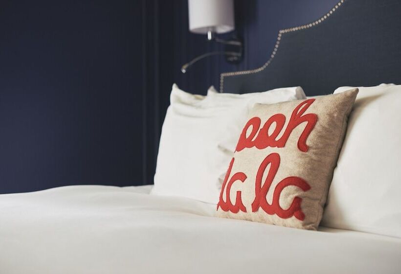 اتاق راحتی, Auberge Saintantoine