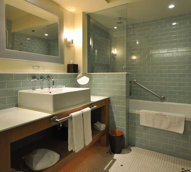 اتاق راحتی, Auberge Saintantoine