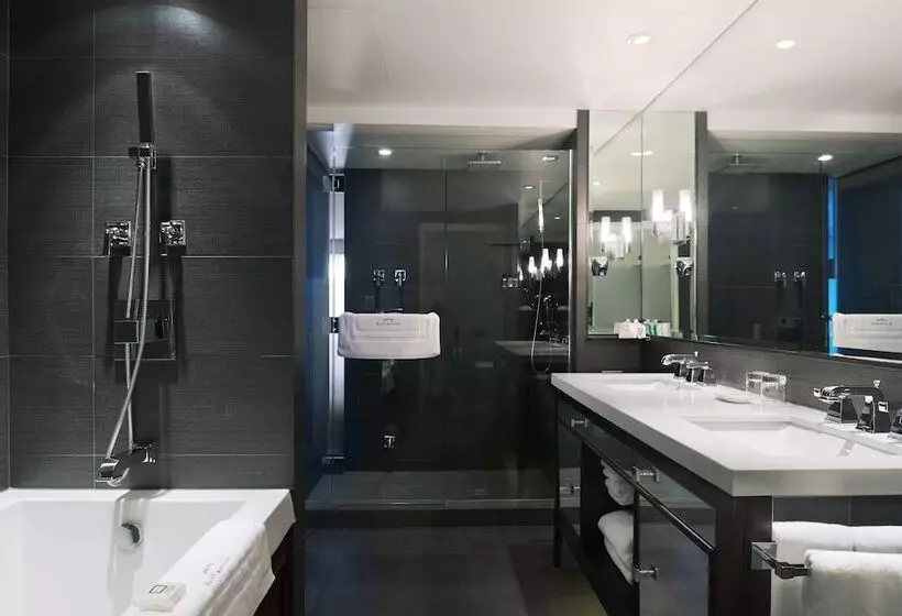 キングサイズベッドのデラックスルーム, Auberge Saintantoine