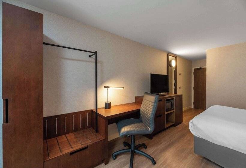 带2个双人床的标准工作室, Comfort Inn