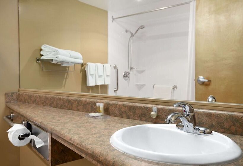 スイート, Days Inn By Wyndham Estevan