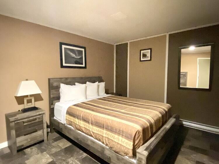 غرفة قياسية, The George Dawson Inn & Conference Centre