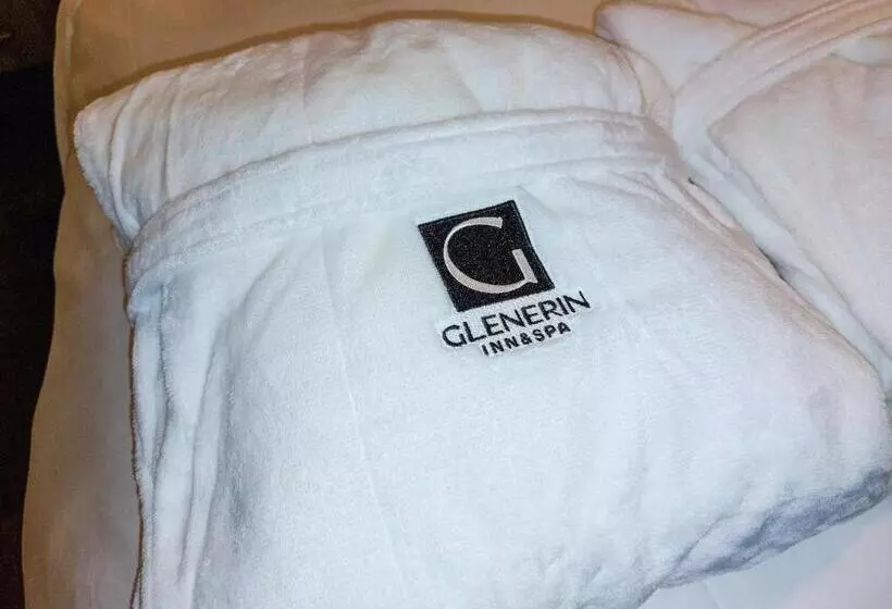 اتاق کلاسیک, The Glenerin Inn