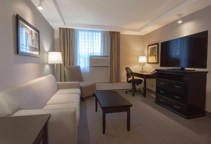 Suíte Cama King, Coast Calgary Downtown Hotel & Suites By Apa