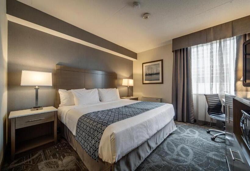 标准间带双人床, Monte Carlo Inn Airport Suites