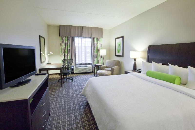 Номер Стандартный Кровать Куин, Ramada By Wyndham Surrey/langley