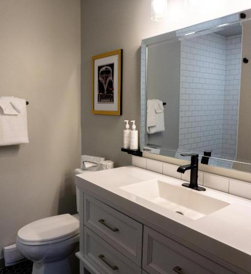 디럭스 룸 킹사이즈 침대, The Baker