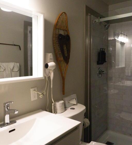 수피리어 룸, The Baker