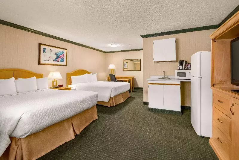 デラックスルーム, Travelodge By Wyndham Dawson Creek