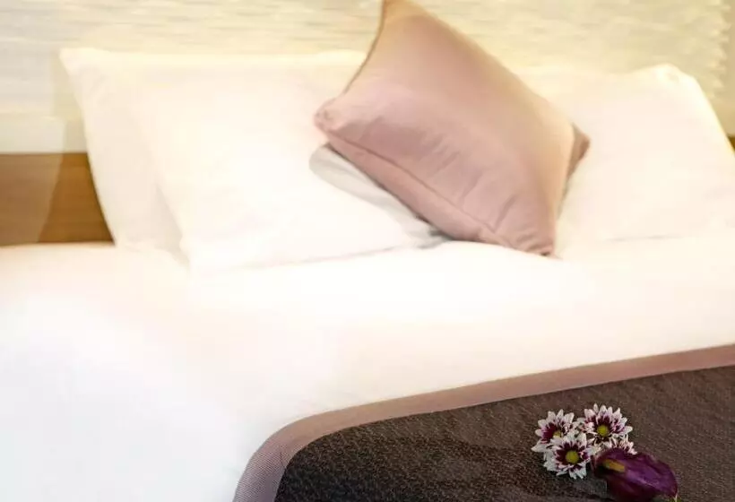ファミリールーム, Crowne Plaza Limassol, An Ihg