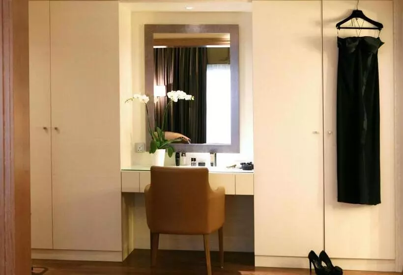 エクゼクティブスイート, Crowne Plaza Limassol, An Ihg